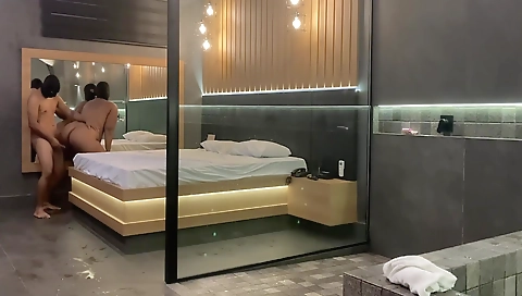 Ebony babe with a big ass gets fucked in a big cock