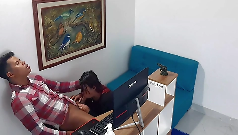 I fucked a fat black dude with a sexy face and a cock