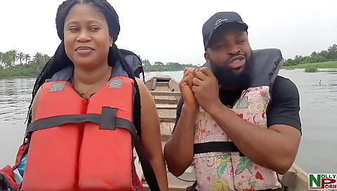 Ebony amateur milf creampie with her boyfriend outdoors