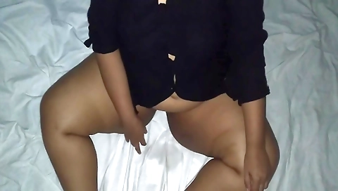 ebony stepmother wants to get deep inside her sweet body